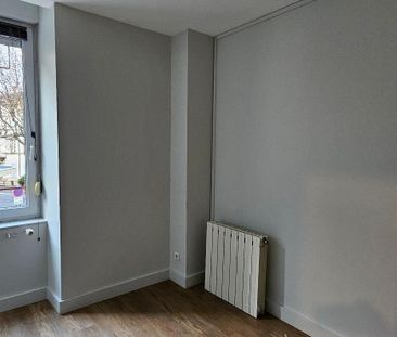 Location Appartement 4 pièces 73m² PRIVAS 07000 - Photo 3