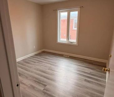 213 THISTLE DOWN BOULEVARD - Photo 2