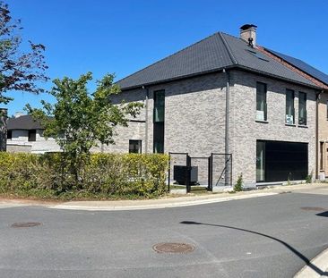 Huis te huur in Baardegem voor € 1.600 met 3 slaapkamers - Photo 2