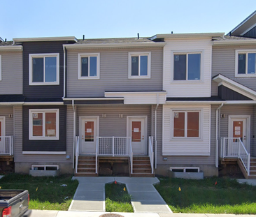 2 & 3 Bedroom Townhouse Style Units - SF187 - Photo 2