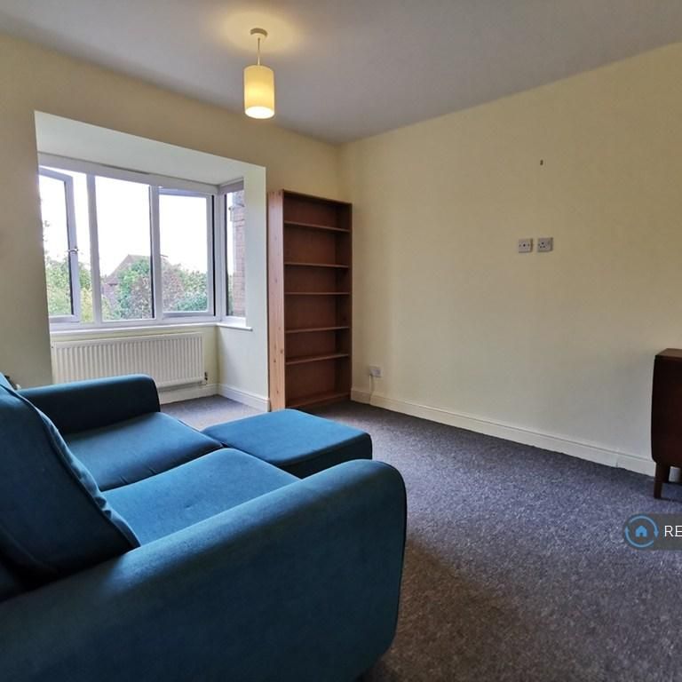 1 bedroom flat to rent - Photo 1