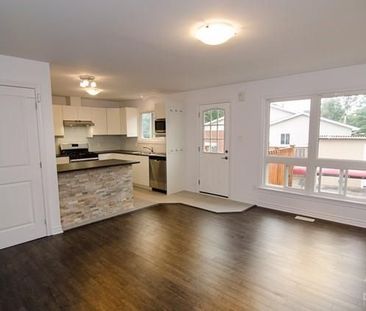 For Lease - 111 Dalehurst Drive Unit# B, Tanglewood - Grenfell Glen... - Photo 2