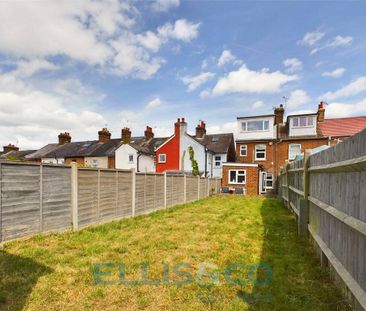 3 bedroom terraced house to rent - Photo 2