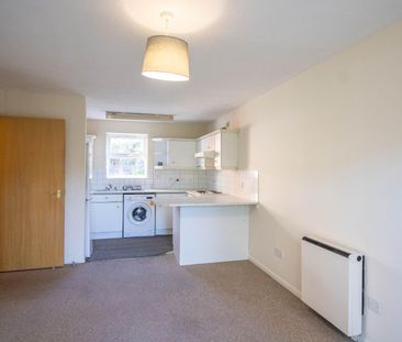 Blackthorn Close, Cambridge - Photo 5