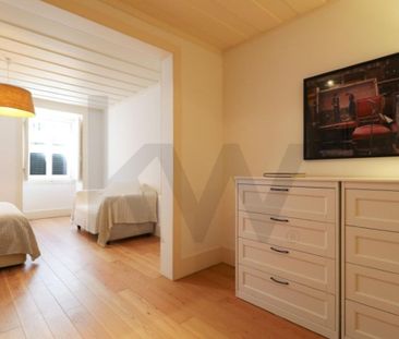 2 room luxury Flat for rent in Misericórdia, Portugal - Photo 4