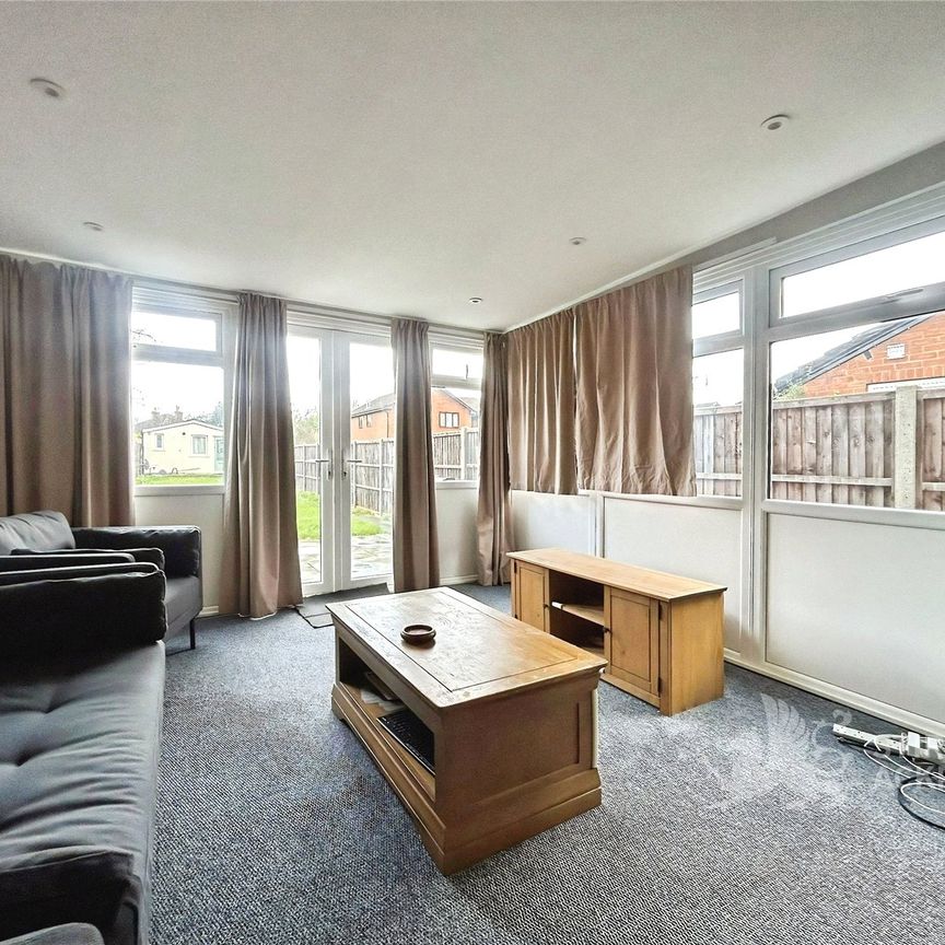 Manor Road, Guildford, Surrey, GU2 9NR - Photo 1