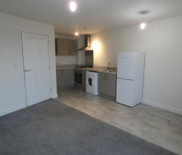 2 bedroom apartment to rent - Photo 4