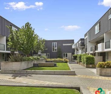 Stylish two-bedroom apartment puts you in the heart of the city. - Photo 4