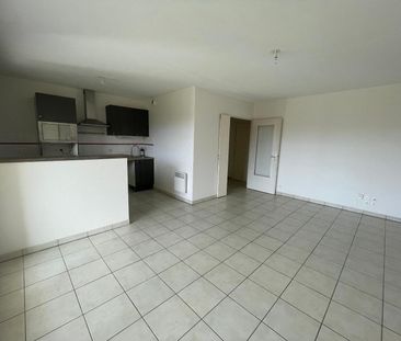 ESCALQUENS / Location Appartement 3 Pièces 53 m² - Photo 4