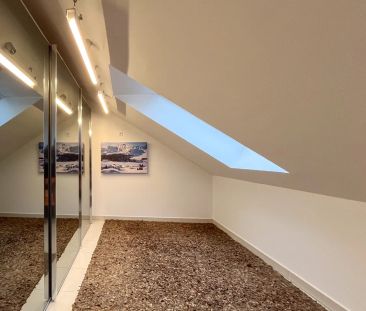 Komfortable seniorenfreundliche Dachgeschosswohnung mit Aufzug und ... - Photo 2