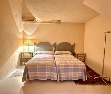 House – Semi-Detached House in The Golden Mile - Photo 6
