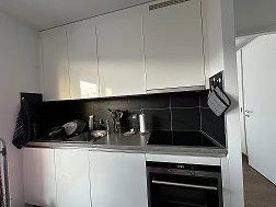 Appartement de 2 pièces au 1er étage - Photo 2