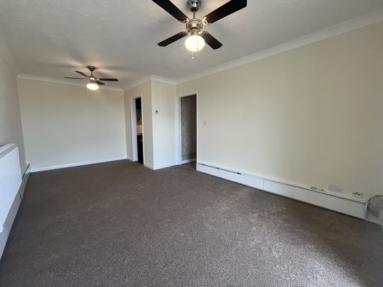 Nelson Road South, Great Yarmouth - Photo 1