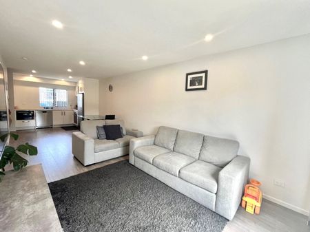 19 Artistry Lane, Papakura, Auckland - Photo 4