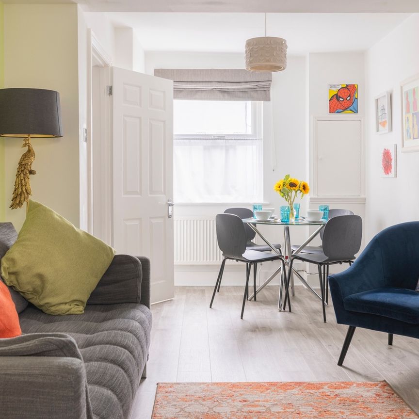 2 Bed Terraced House, Rochester Street, BN2 - Photo 1