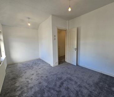 7 Silverstream Parade, - Photo 6