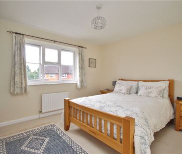 Elizabeth Court, Farncombe, GU7 3QZ - Photo 3