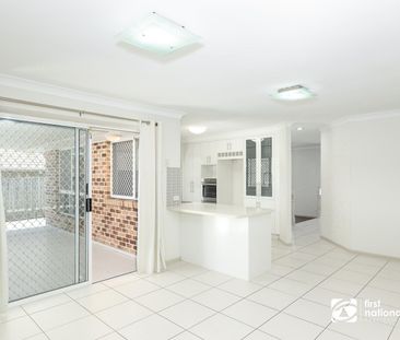 STUNNING FAMILY HOME IN ALEXANDRA HILLS - Photo 2