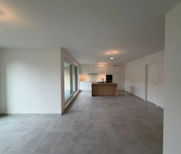 Modern appartement met 2 slaapkamers - Photo 1