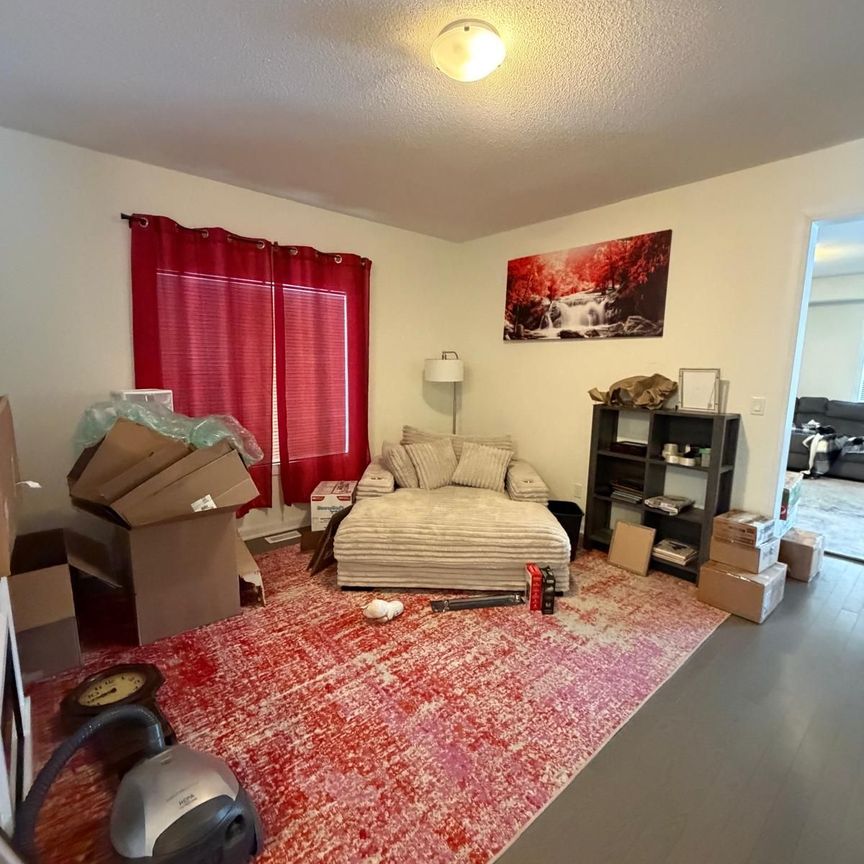 For Lease - 66 Oakmont Drive, Loyalist, Ontario - Photo 1