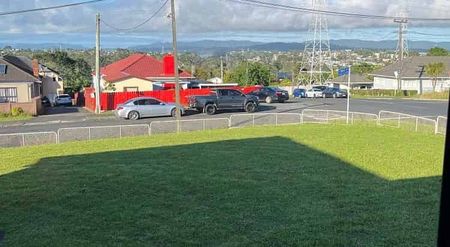 Spacious Corner Home with Elevated Views. Move-In - Photo 3