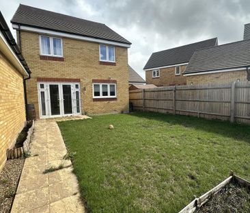 4 bedroom detached house to rent - Photo 1