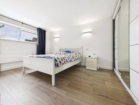 Mildmay Court, Mildmay Road, Chelmsford, Essex, CM2 0DY - Photo 5
