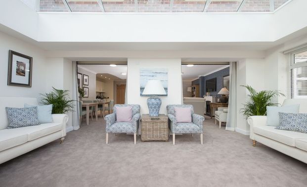 TO RENT - Birch Court, 44 Sway Road, Morriston, Swansea, West Glamorgan, SA6 6HU - Photo 1