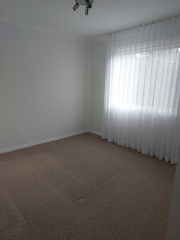 Central Corrimal Townhouse - Photo 4