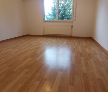 Schöne 3 Zimmer Singlewohnung in Bahnhofsnähe, mit moderner Küche u... - Photo 4