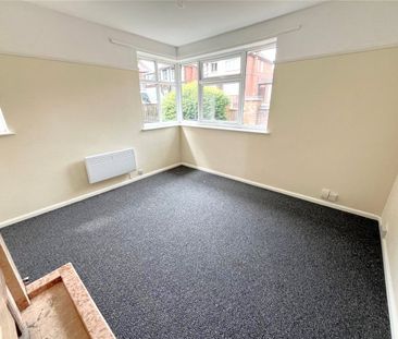 Park Drive, Ilkeston, Derbyshire, DE7 - Photo 5