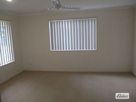 43 Earl St Vincent Circuit - Photo 4