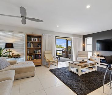 13 Sunview Street, Thornlands QLD 4164 - House For Rent | Domain - Photo 3