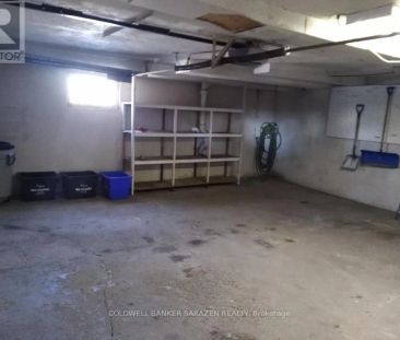 5495 BANK STREET - Photo 1