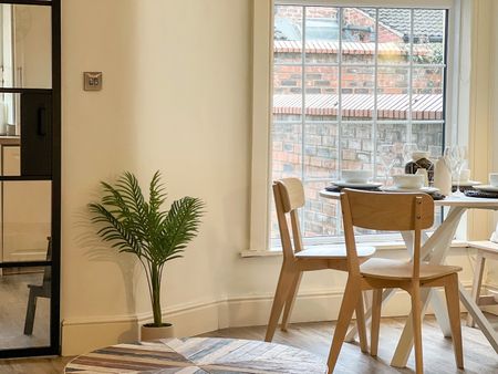 Room in a Shared House, Littleton Road, M7 - Photo 5