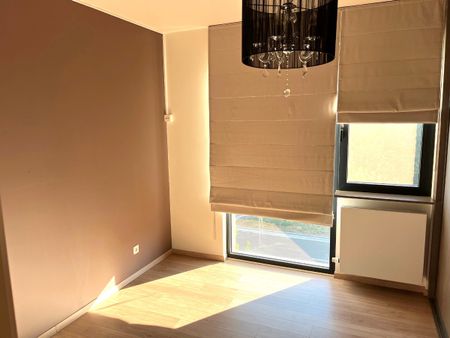 Gezellig app. met 2 slpk., terras en garage in Hasselt - Foto 3