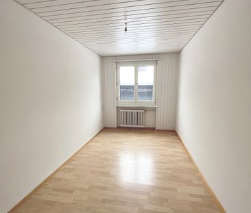 Geräumige 4 Zimmer-Wohnung im Erholungsgebiet zu vermieten - Photo 4