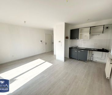 Location Appartement 3 pièces 60m² LOUVROIL 59720 - Photo 3