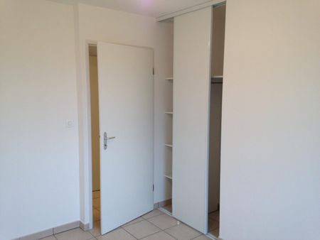 location Appartement T2 DE 42.53m² À CASTELNAU D'ESTRETEFONDS - Photo 3