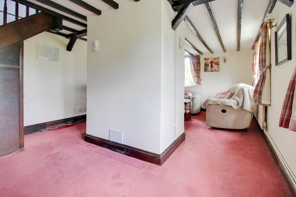 3 bedroom semi-detached house to rent - Photo 1