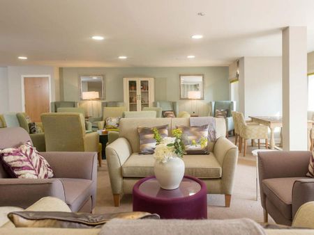 1 bedroom retirement property to rent - Photo 2