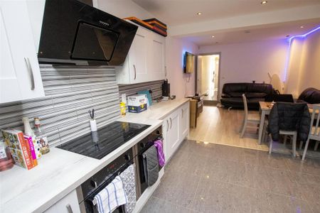 7 bedroom house to rent - Photo 5