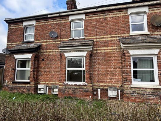 2 bedroom house to rent - Photo 1