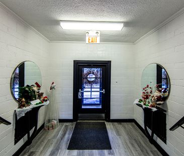 For Lease - 8 Wellington Street Unit# 5, Brampton, Ontario - Photo 4