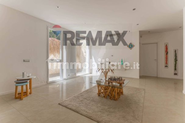 Villa unifamiliare corso Alcide De Gasperi 513F, Carbonara di Bari, Bari - Foto 1