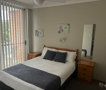 Modern Furnished 2-bedroom unit in sought-after Tahitian Holiday Ap... - Photo 4