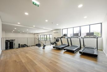 4 Bedroom Apartment with swimming pool, Miraflores, Oeiras