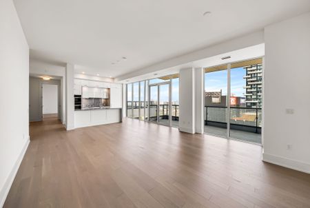 For Lease - 10 Inn On The Park Drive Unit# 3204, Toronto, Ontario - Photo 2