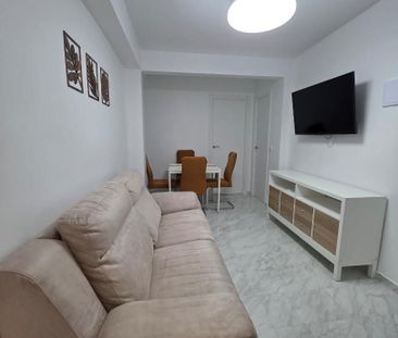 Piso de alquiler en Calle Montellano, 45, La Plata - Photo 2