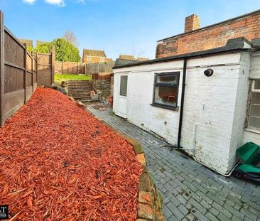 Lake Street, Gornal, DY3 - Photo 3